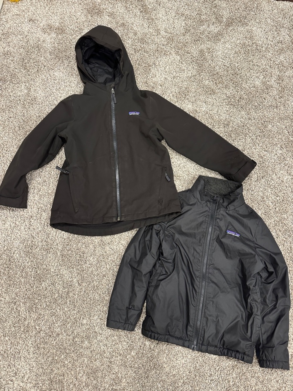 Patagonia Black 4-in-1 Girls XS (5-6)